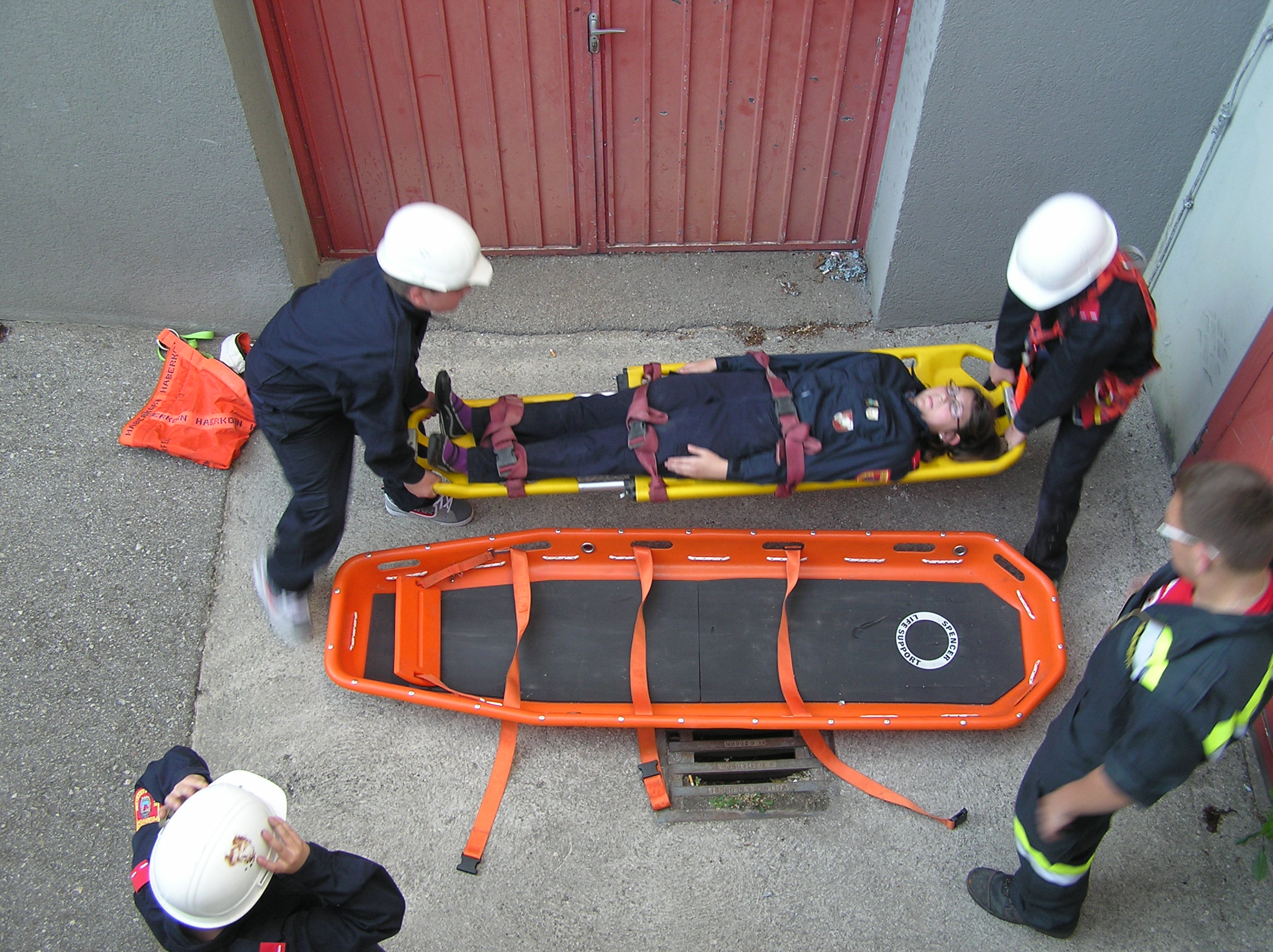 04_05_12FJ_Rettenaush�hen