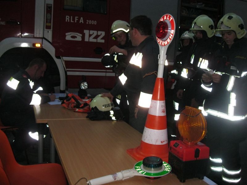 Abschnitts�bung Firma Buntmetall