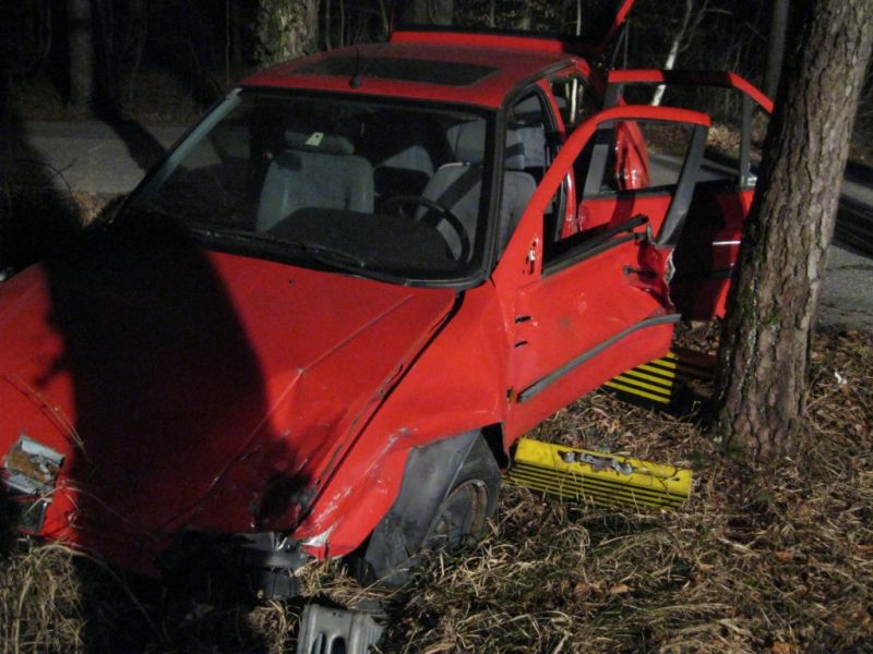 Menschenrettung nach Verkehrsunfall